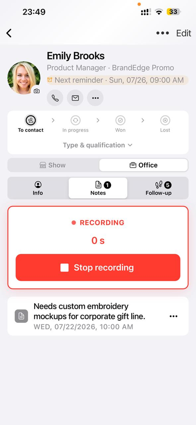 Voice note recording on the show floor (Notes tab).